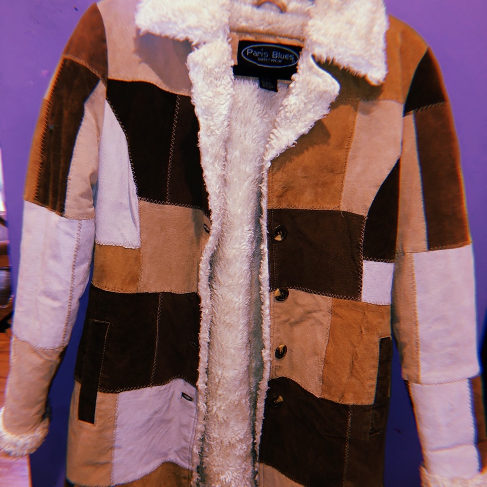 Super cute vintage coat.